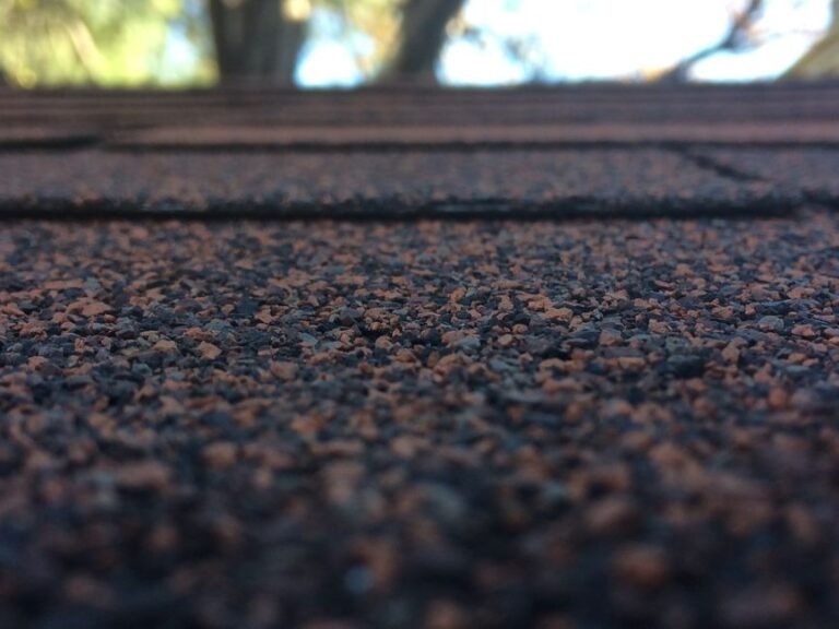 How to Know When Your Roof Needs Replacing