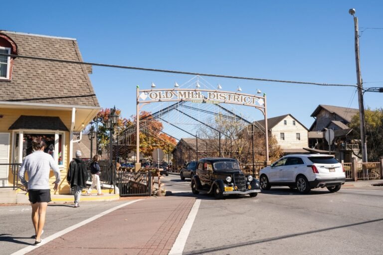 Beyond the Headliners: How to Discover a Different Side of Pigeon Forge