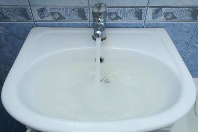 Slow Drains, Clear Clues: How to Tell When a Clog Is More Than a Clog